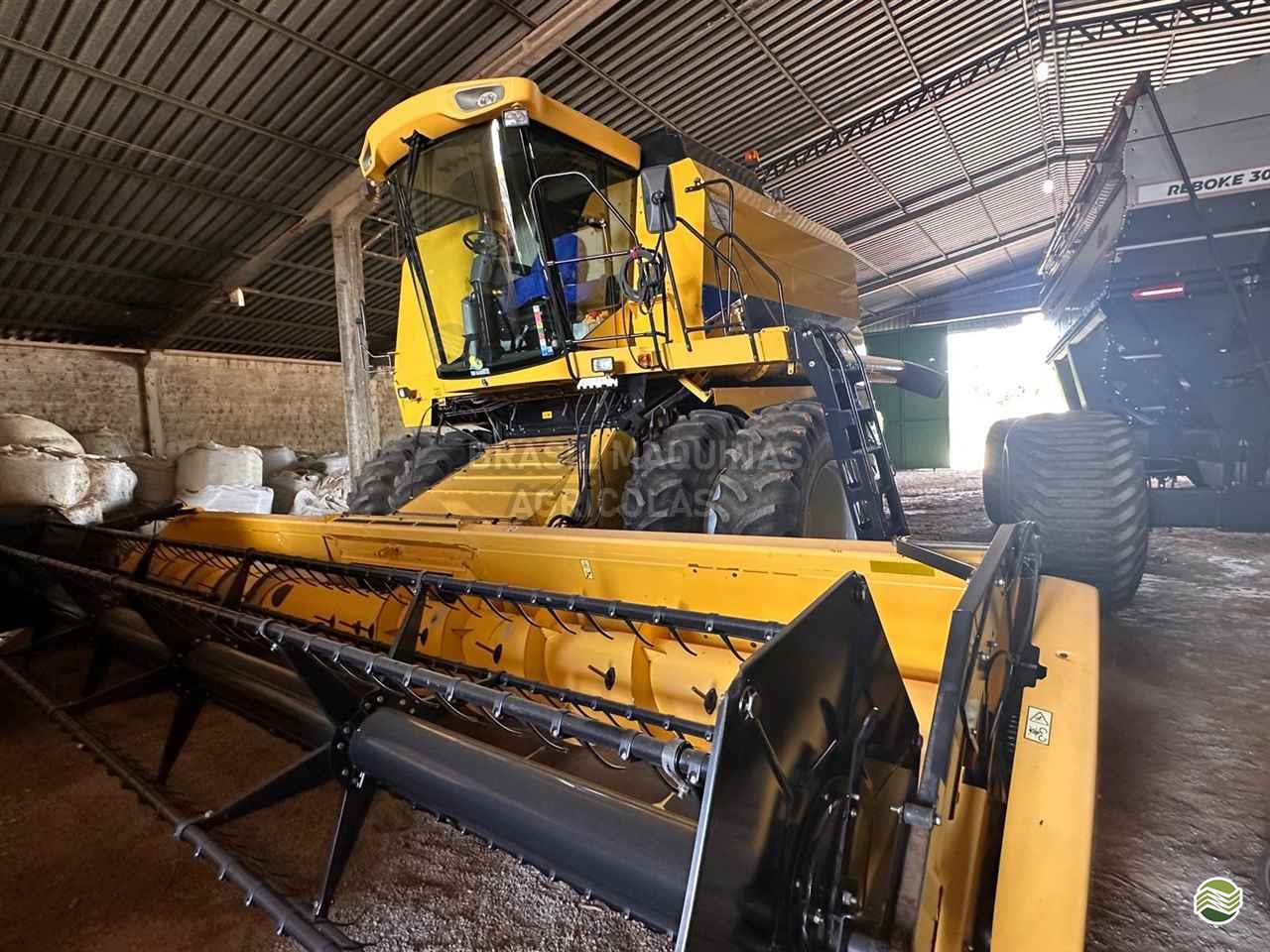 COLHEITADEIRA NEW HOLLAND TC 5090 Brasil Máquinas Agrícolas LUCAS DO RIO VERDE MATO GROSSO MT